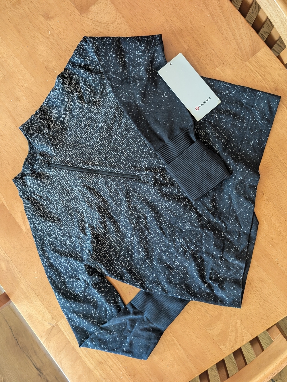 Lululemon "Rest Less" Cropped 1/2 Zip